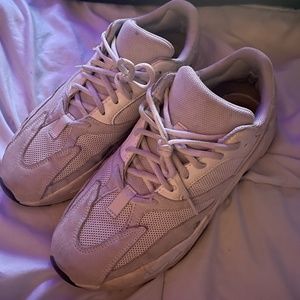 USED Yeezy Boost 700 'Analog'